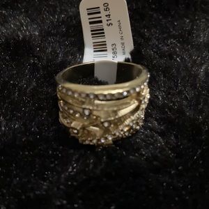 NWT Torrid Bedazzled ring